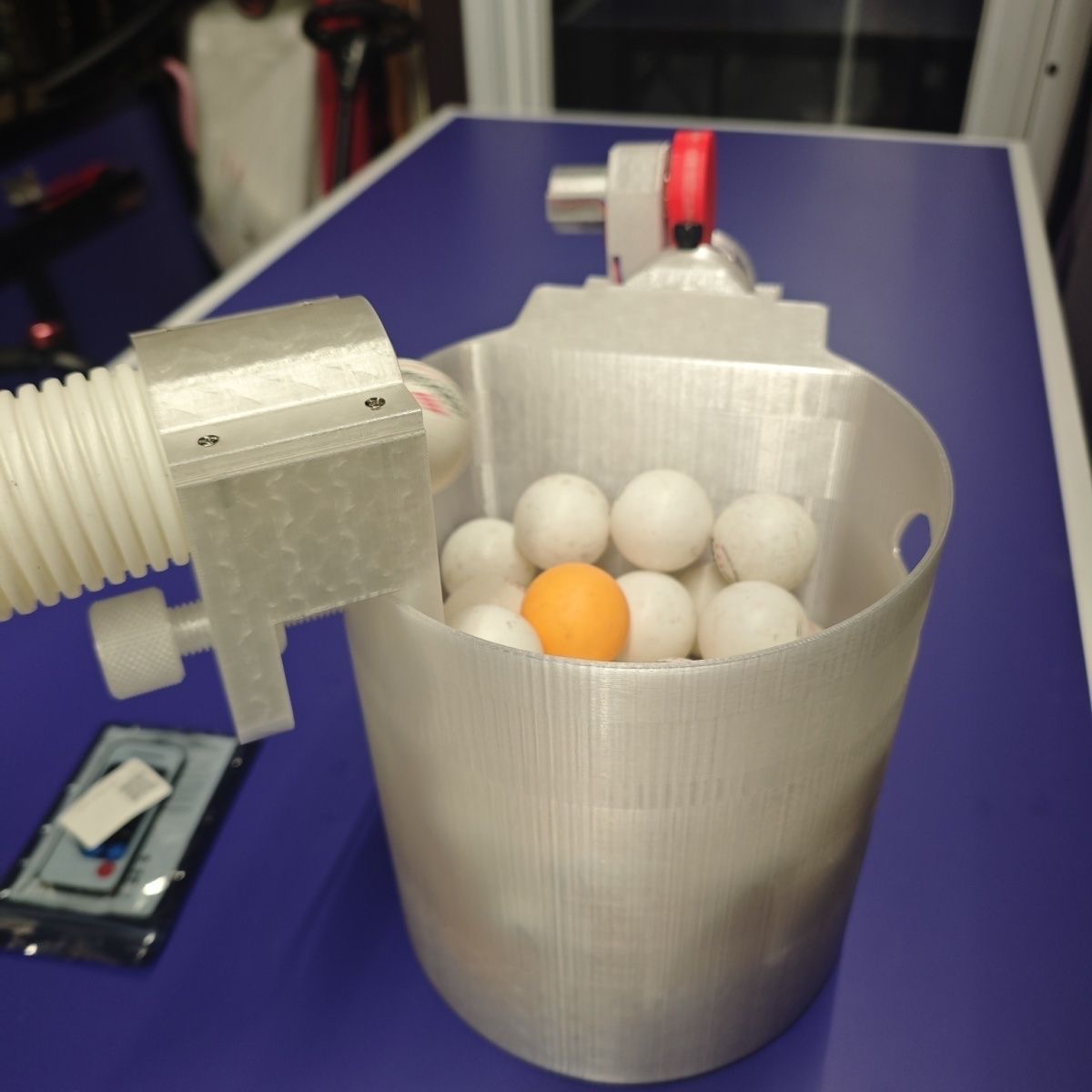 Automatic Table Tennis Loading - Table Tennis Gun 评论和价格